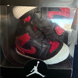 NWOT Jordan 1 Crib Bootie Black Varsity Red White